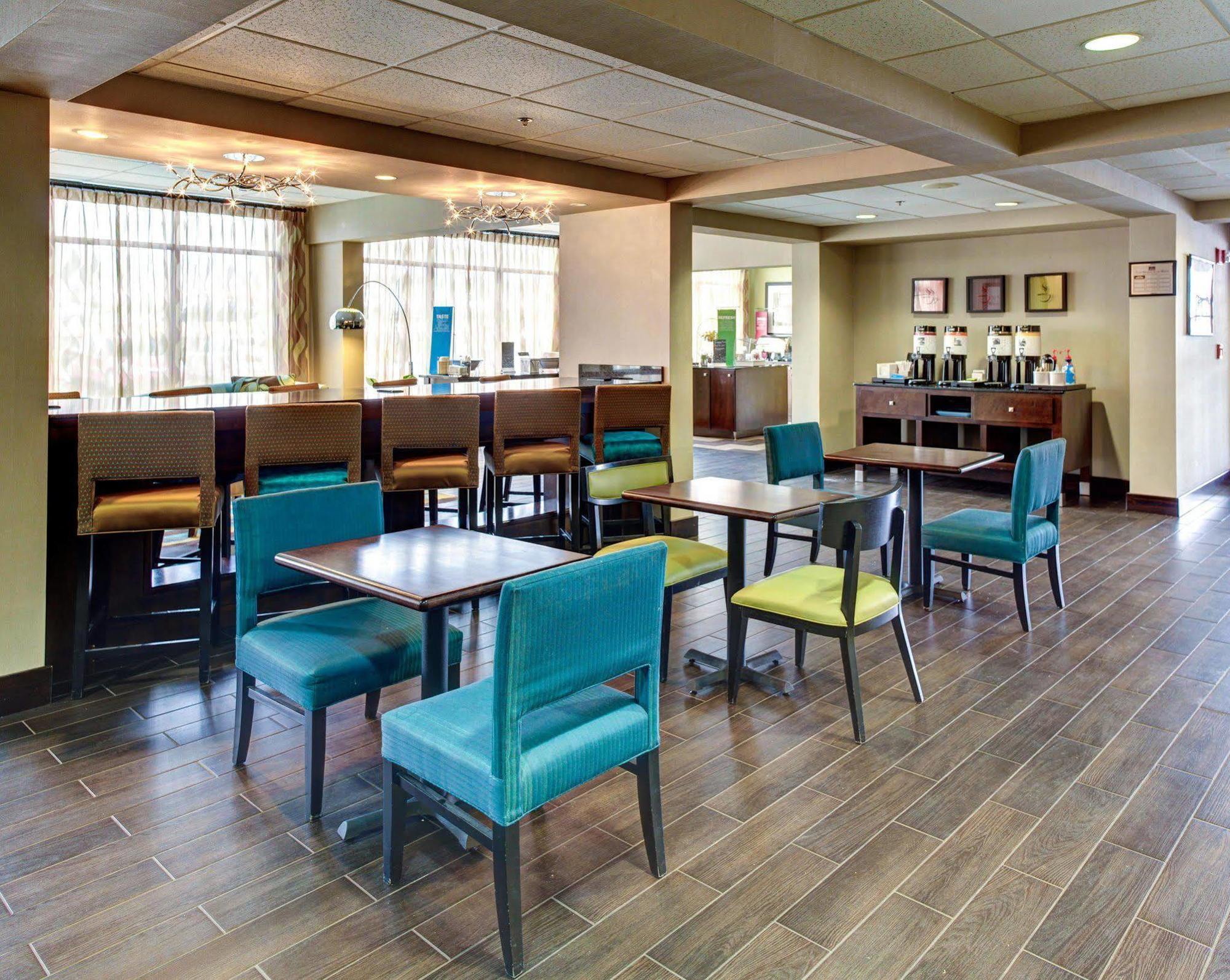Hampton Inn Birmingham/Fultondale Kültér fotó